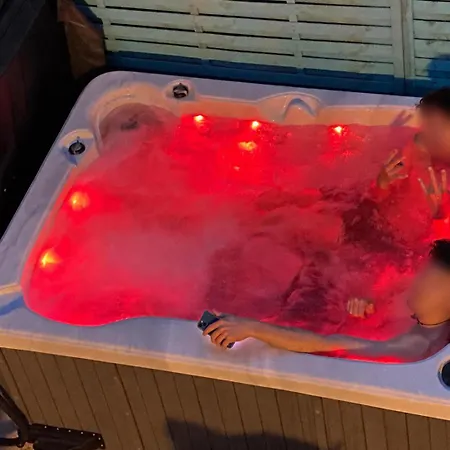 Maison Matiasma Avec Jacuzzi Villa *